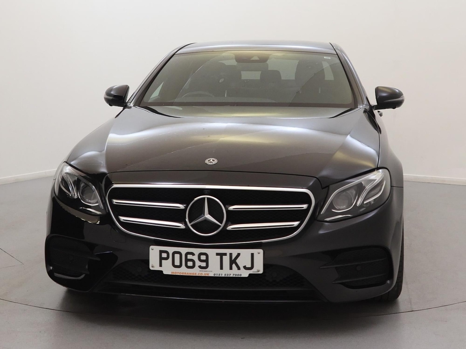 Used Mercedes-Benz E Class 2019 for sale - 76564747: Photo 2