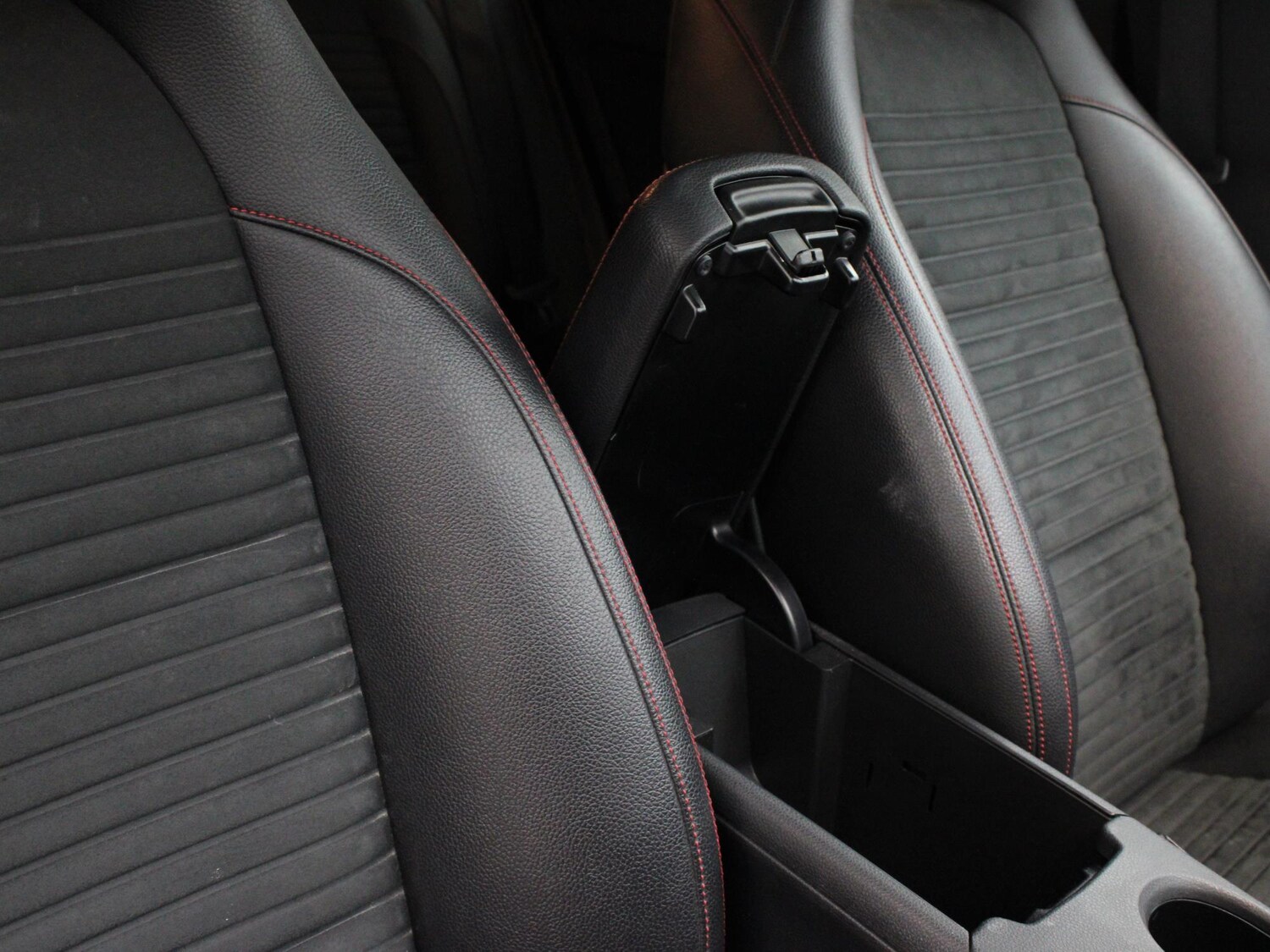 Used Mercedes-Benz CLA 2017 for sale - 76587962: Photo 28