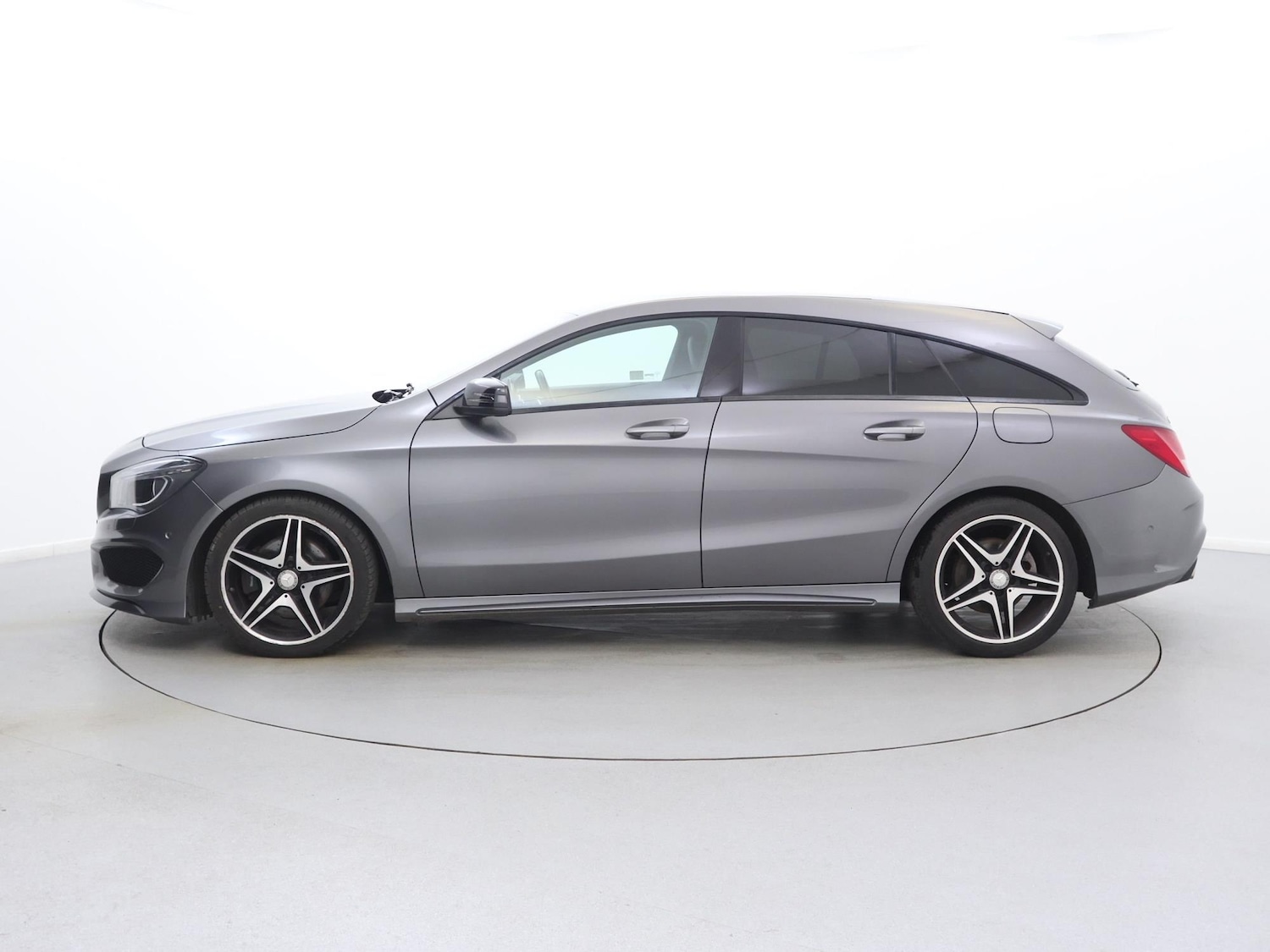 Used Mercedes-Benz CLA 2017 for sale - 76587962: Photo 4