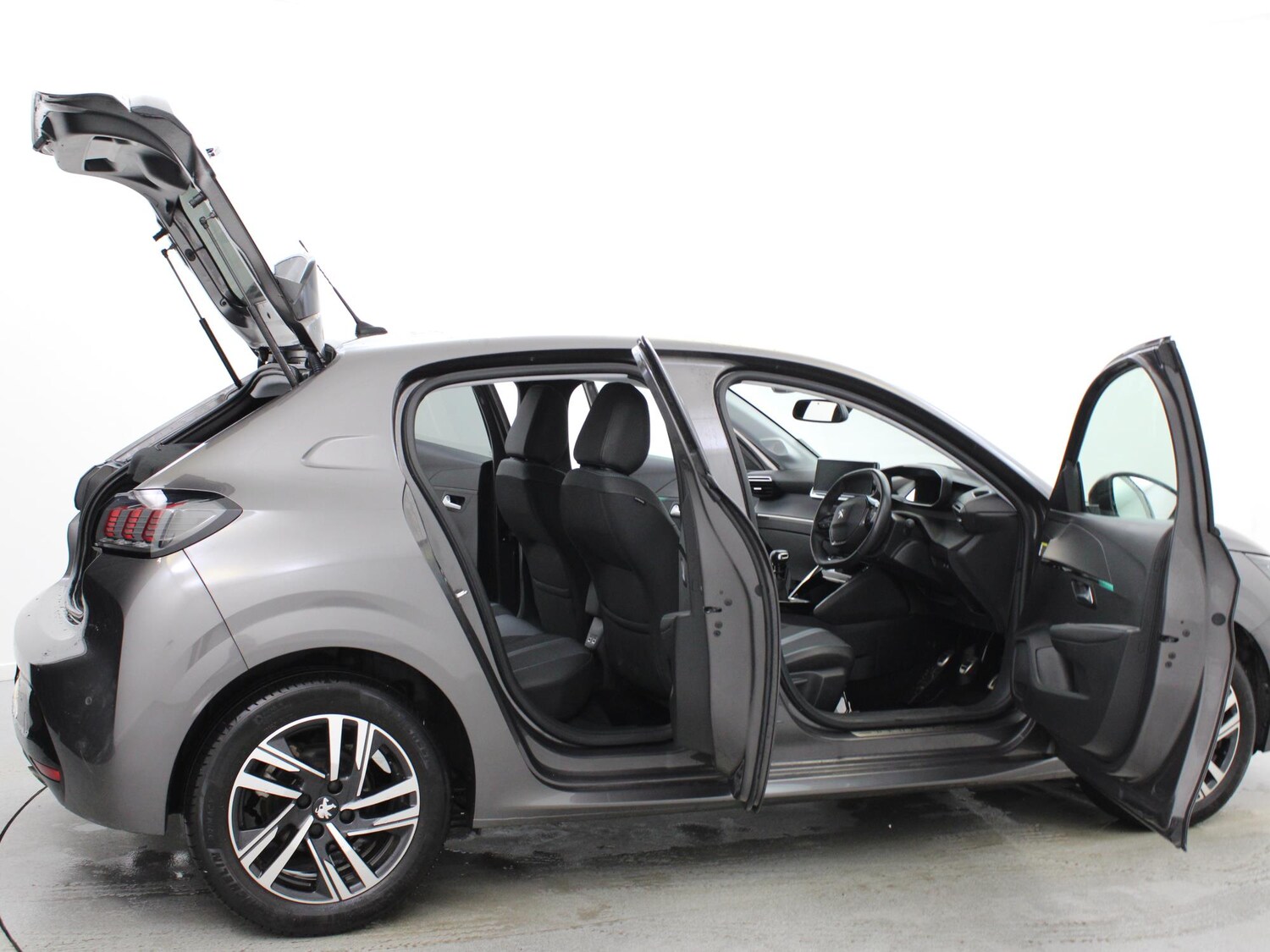 Used Peugeot 208 2022 for sale - 76692321: Photo 27