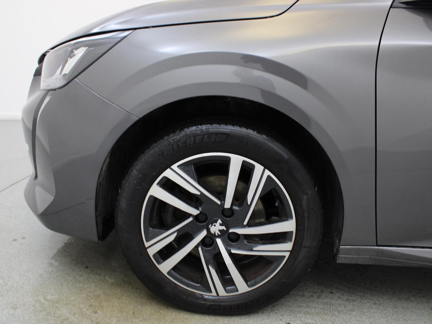 Used Peugeot 208 2022 for sale - 76692321: Photo 33