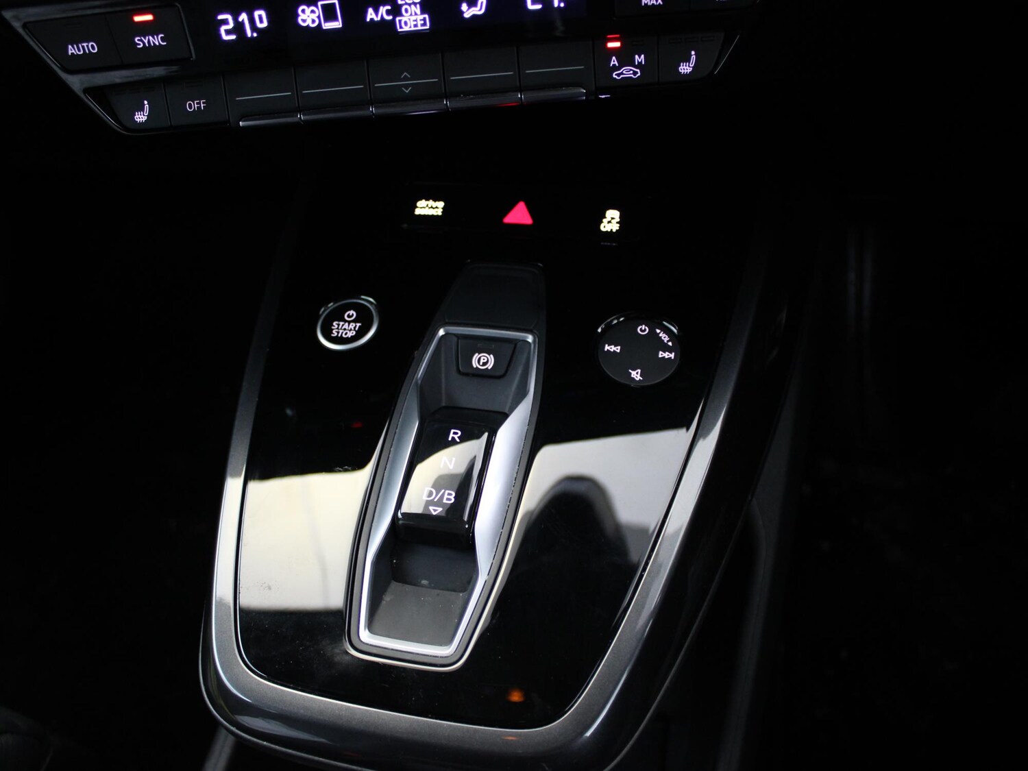 Used Audi Q4 e-tron 2022 for sale - 77829469: Photo 29