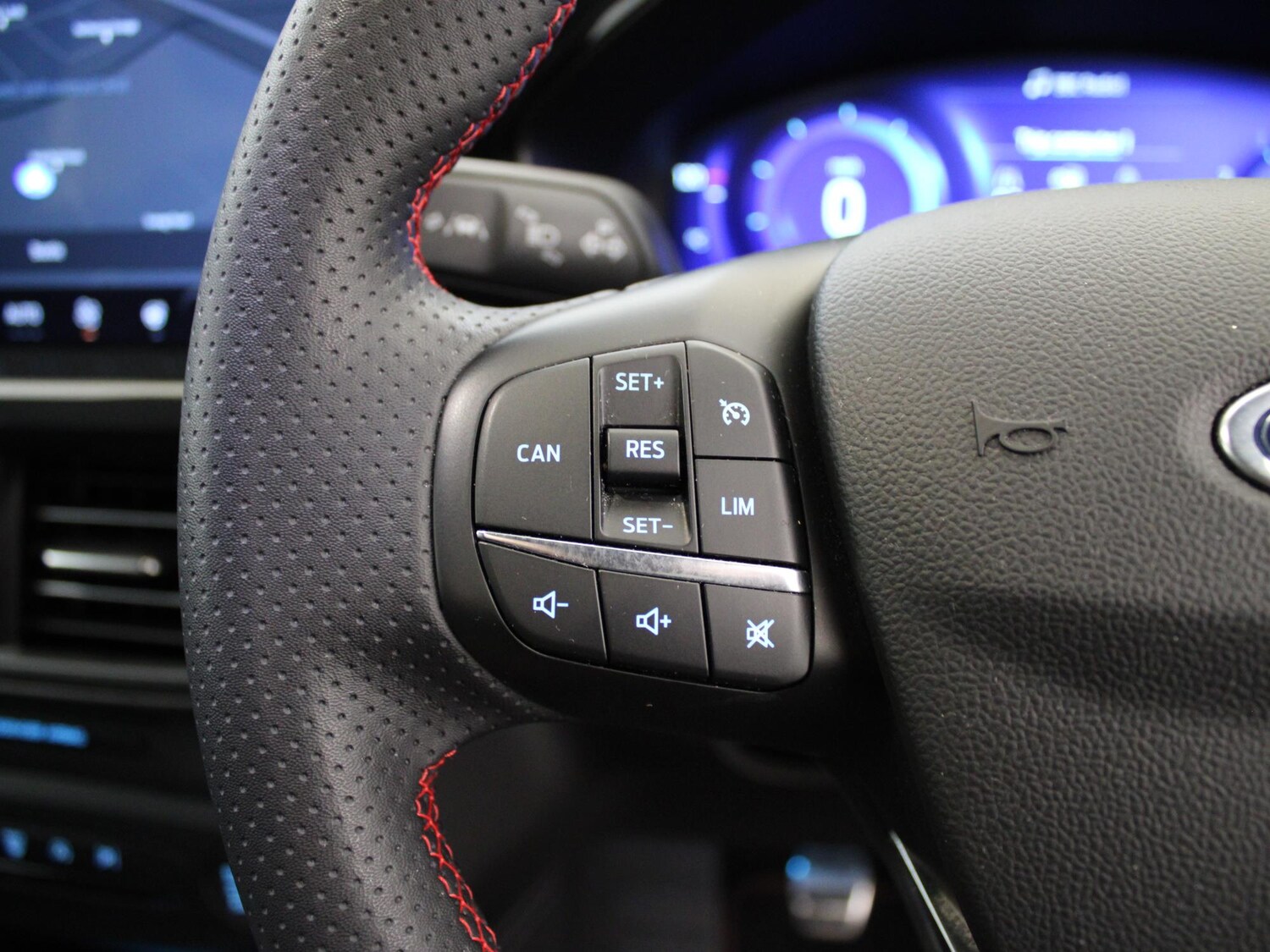 Used Ford Focus 2022 for sale - 75592602: Photo 28