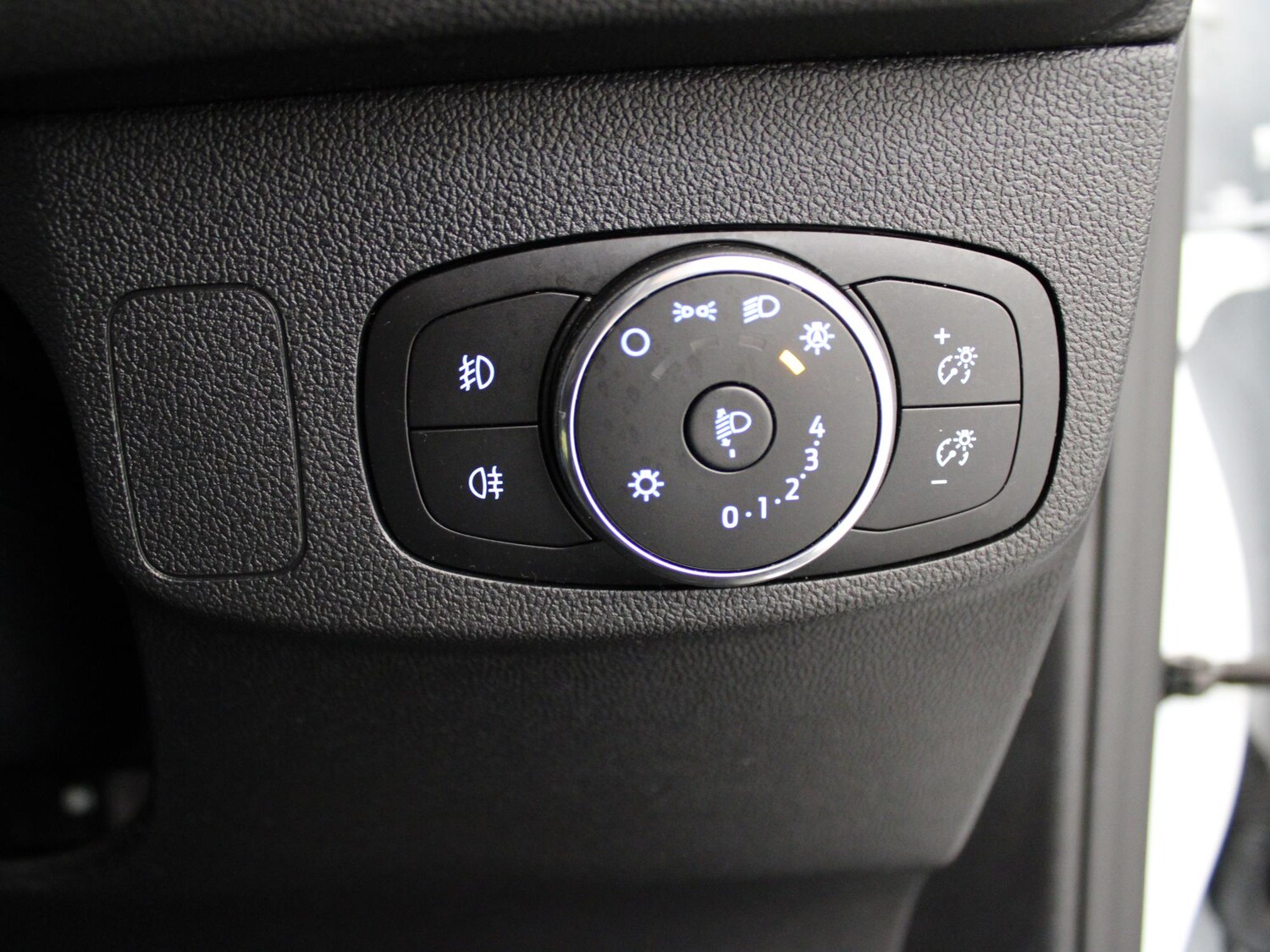 Used Ford Focus 2022 for sale - 75592602: Photo 32