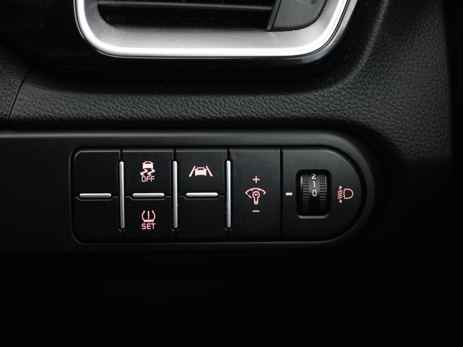 Used Kia XCeed 2023 for sale - 76502900: Photo 19