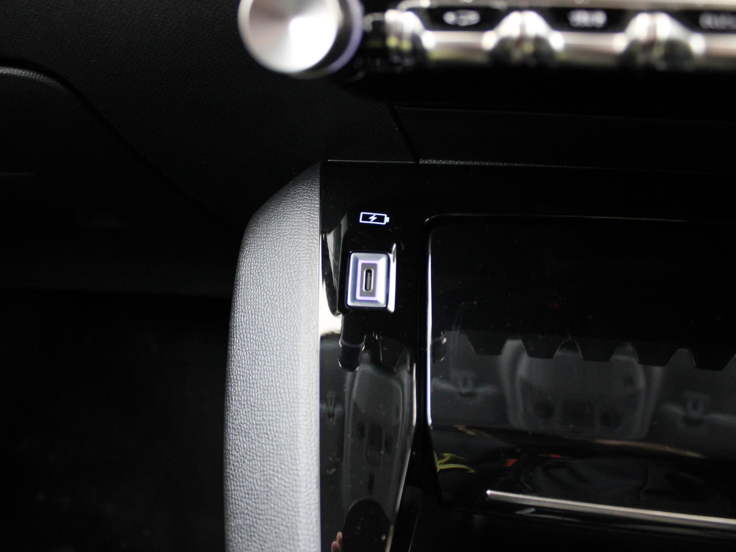 Used Peugeot 208 2024 for sale - 77742310: Photo 22