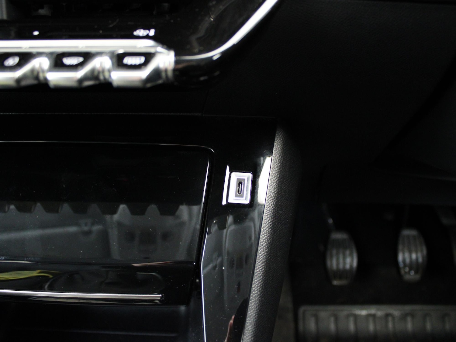 Used Peugeot 208 2024 for sale - 77742310: Photo 23