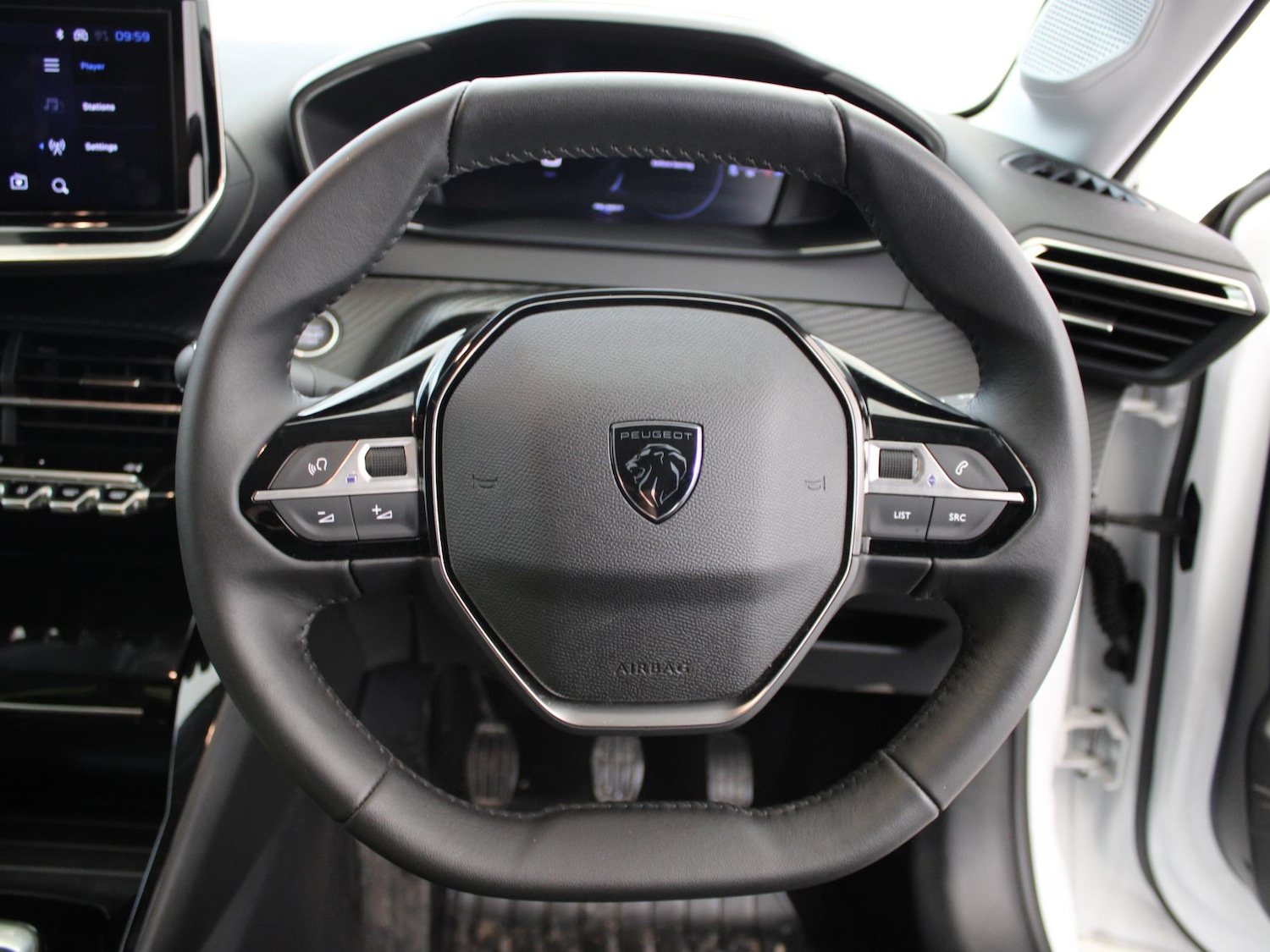 Used Peugeot 208 2024 for sale - 77742310: Photo 25