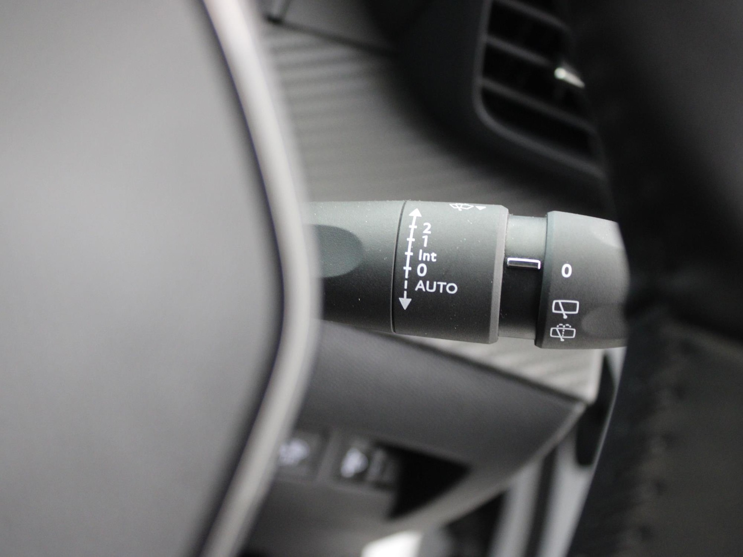 Used Peugeot 208 2024 for sale - 77742310: Photo 29