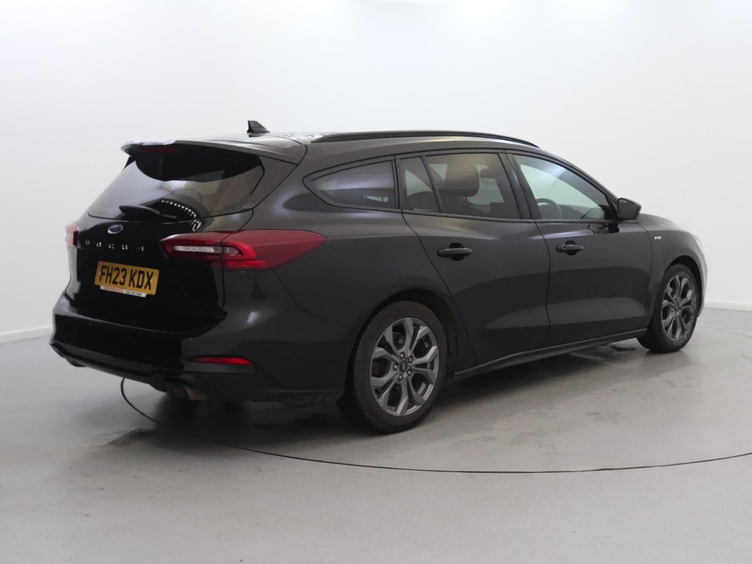 Used Ford Focus 2023 for sale - 76755402: Photo 5