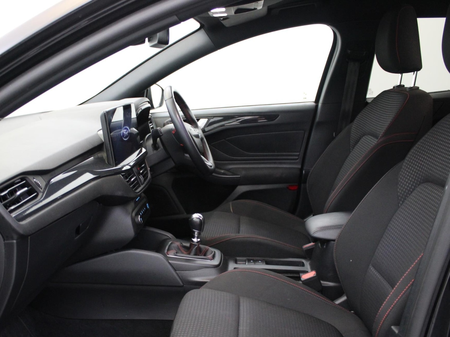 Used Ford Focus 2023 for sale - 76755402: Photo 9