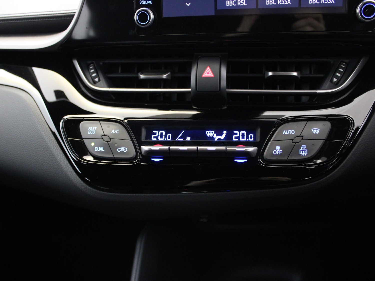 Used Toyota C-HR 2022 for sale - 76515842: Photo 24