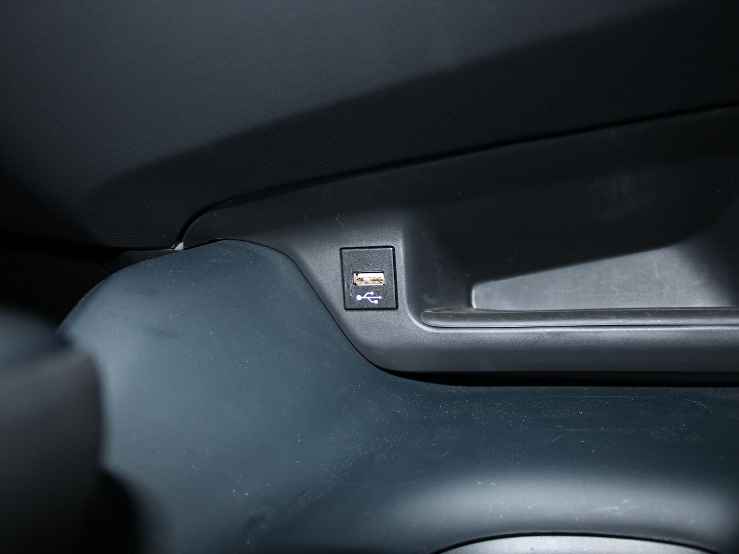 Used Toyota C-HR 2022 for sale - 76515842: Photo 25