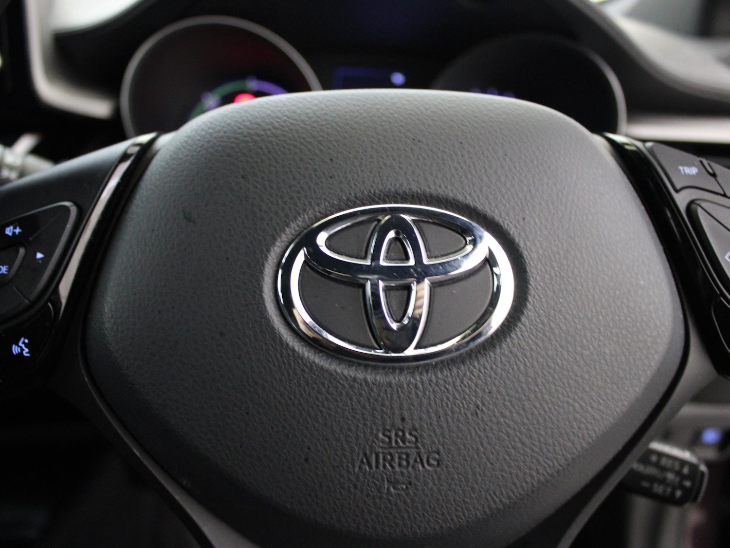 Used Toyota C-HR 2022 for sale - 76515842: Photo 28