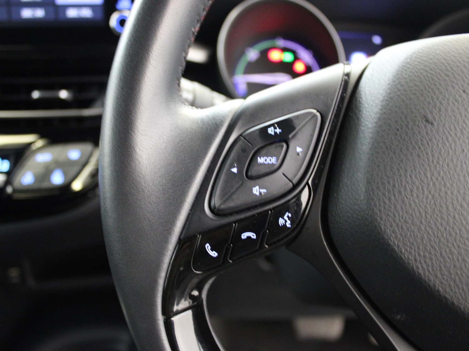 Used Toyota C-HR 2022 for sale - 76515842: Photo 29