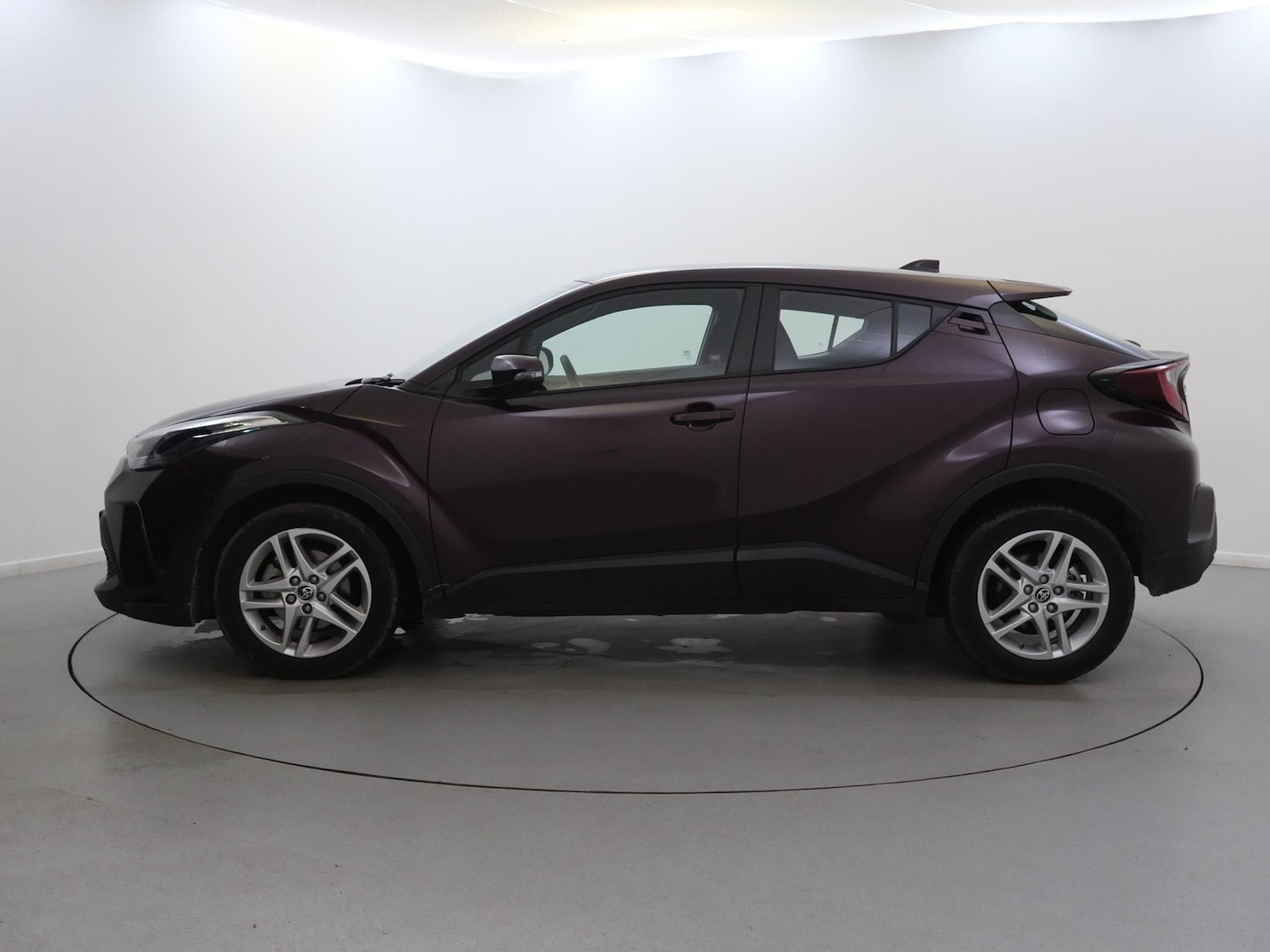 Used Toyota C-HR 2022 for sale - 76515842: Photo 4