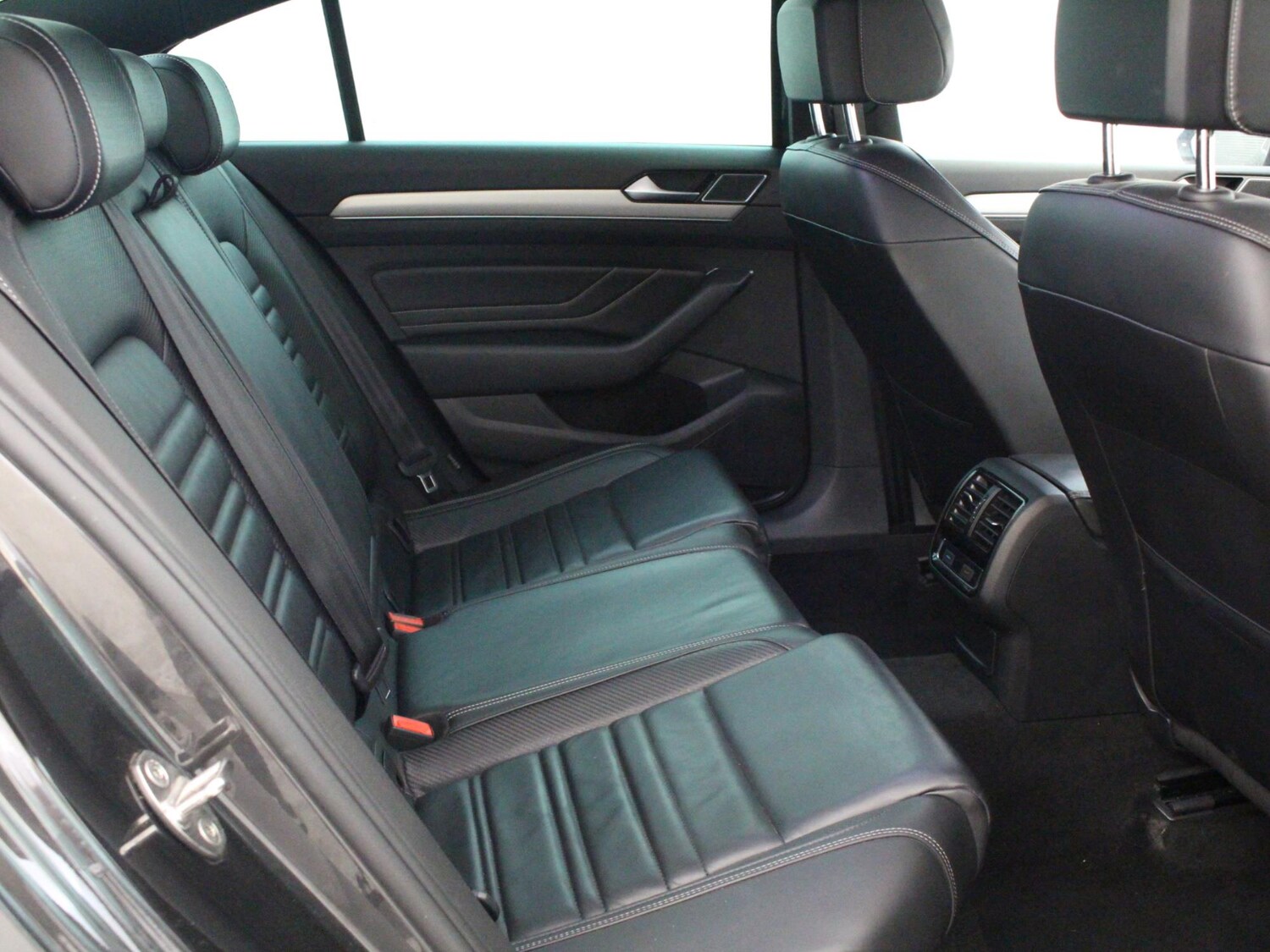 Used Volkswagen Passat 2020 for sale - 76373992: Photo 12