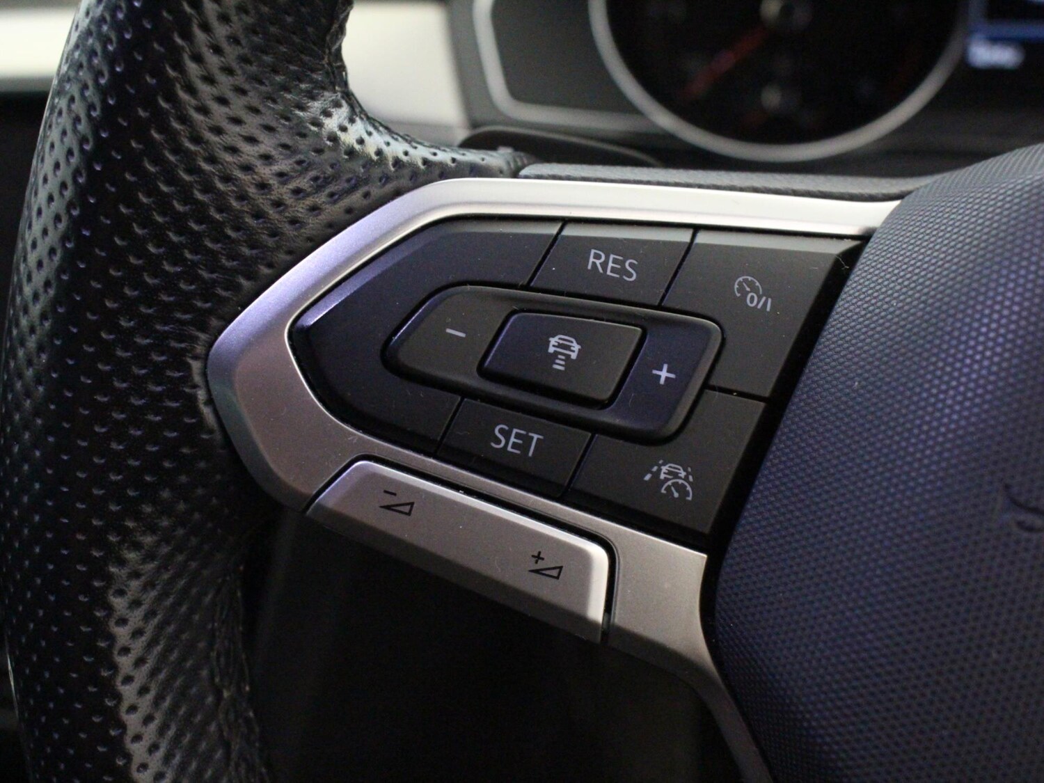 Used Volkswagen Passat 2020 for sale - 76373992: Photo 17