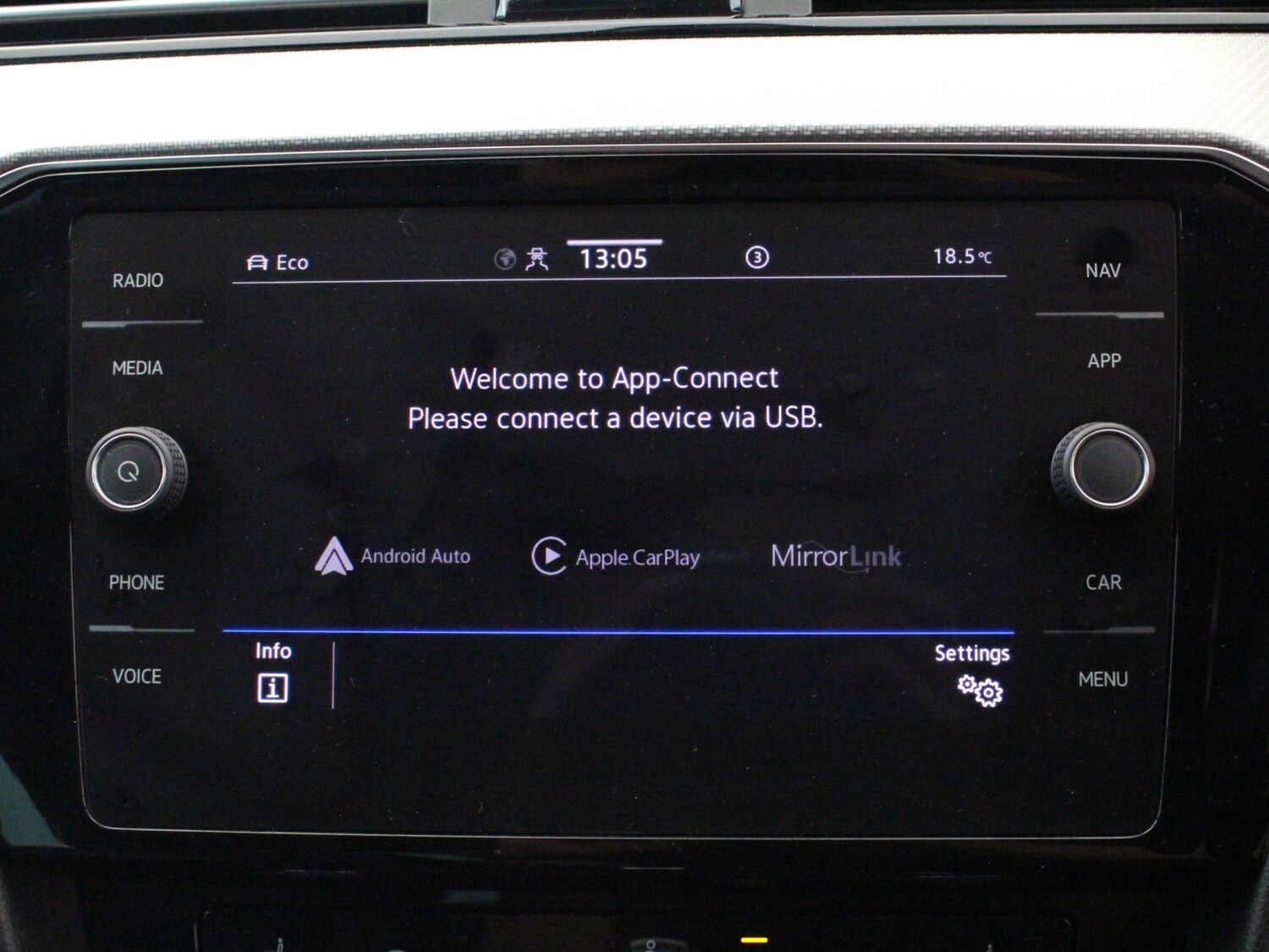 Used Volkswagen Passat 2020 for sale - 76373992: Photo 31