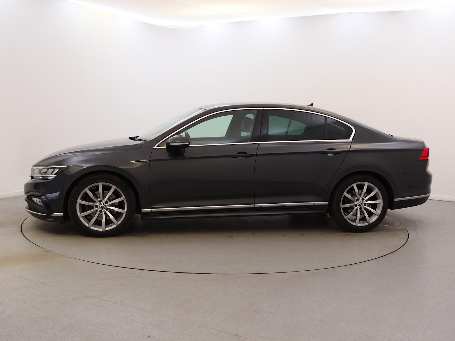 Used Volkswagen Passat 2020 for sale - 76373992: Photo 4