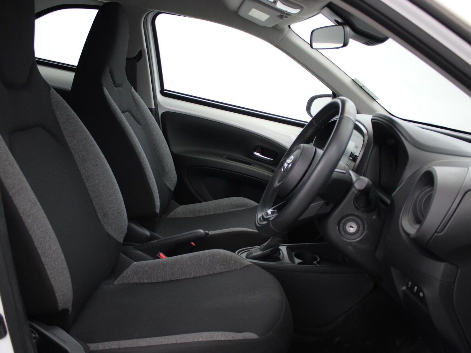 Used Toyota Aygo X 2022 for sale - 77316743: Photo 9