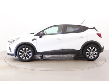 Used Renault Captur 2024 for sale - 75215784: Photo