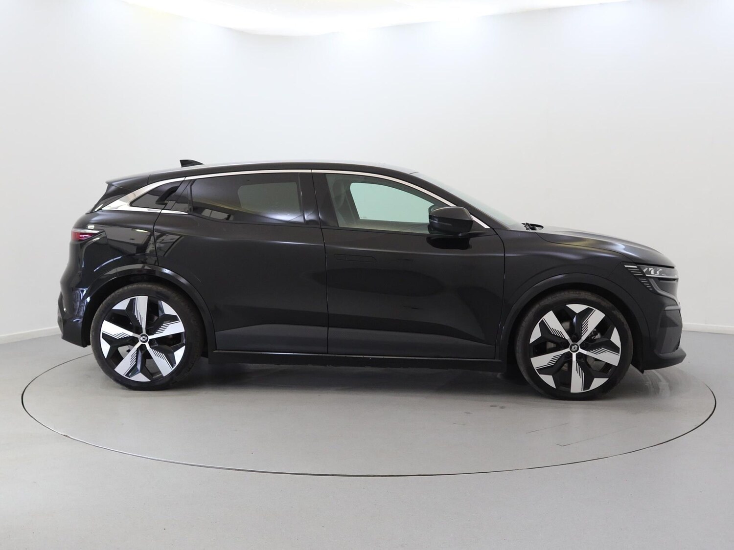 Used Renault Megane E Tech 2024 for sale - 75536241: Photo 8