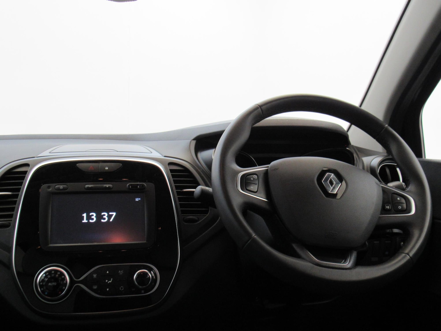 Used Renault Captur 2018 for sale - 77979698: Photo 13