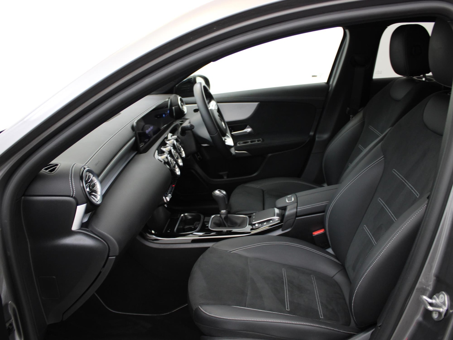 Used Mercedes-Benz A-Class 2021 for sale - 77943889: Photo 10