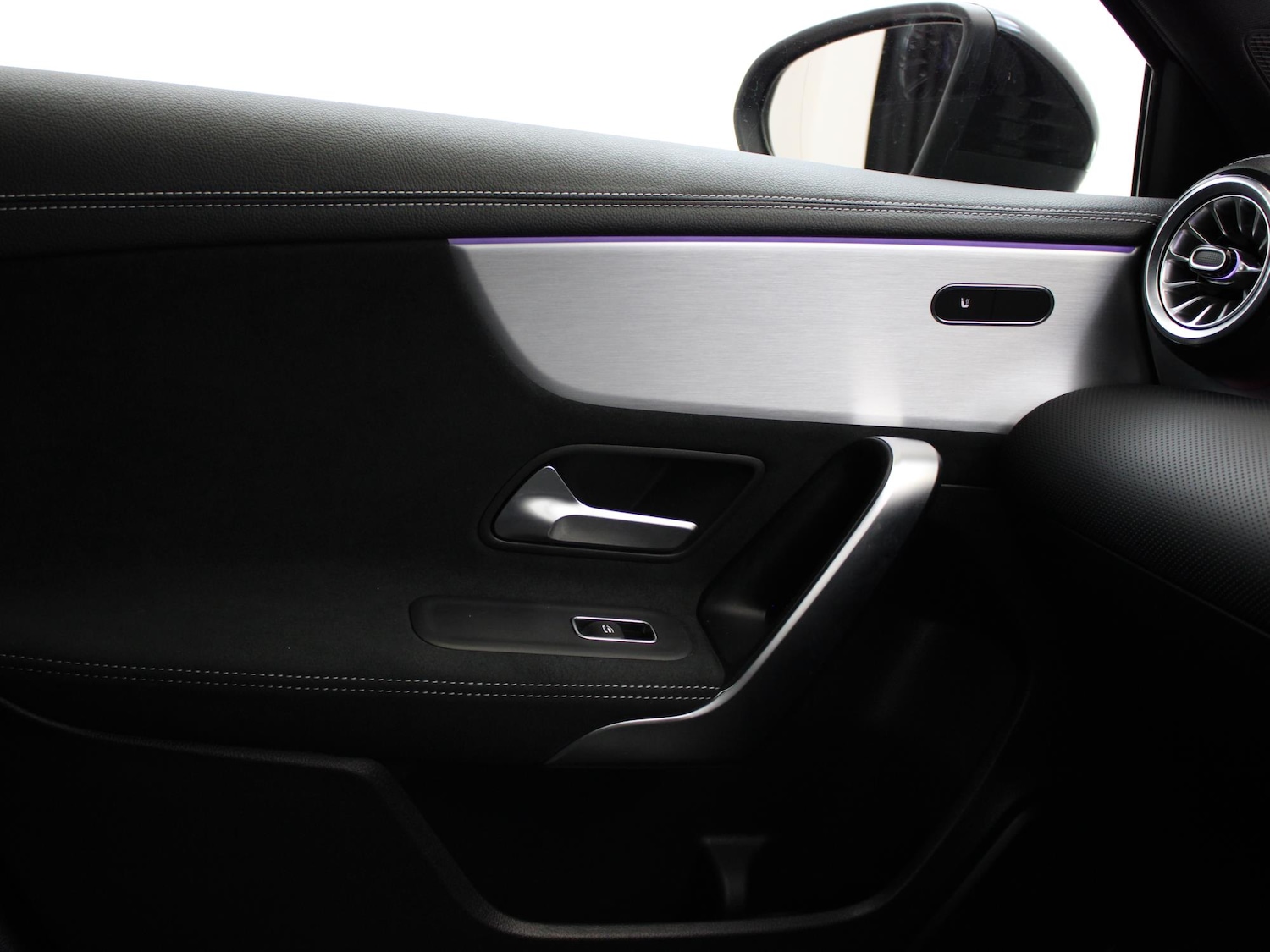 Used Mercedes-Benz A-Class 2021 for sale - 77943889: Photo 32