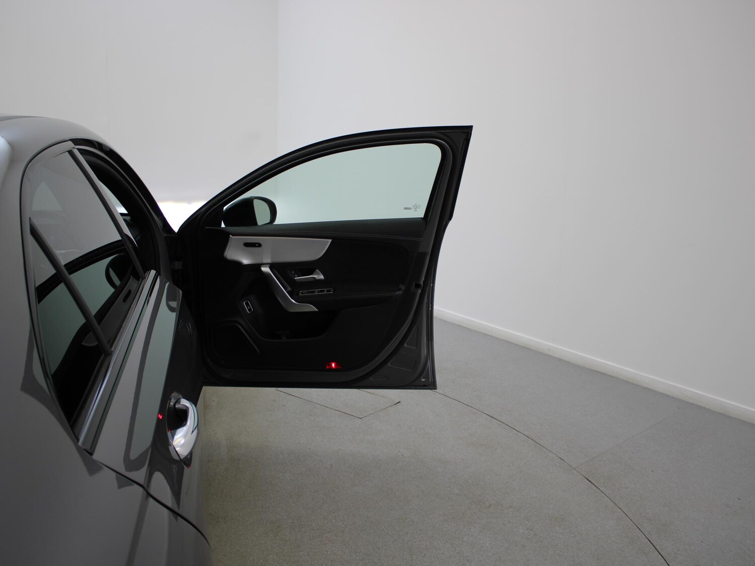 Used Mercedes-Benz A-Class 2021 for sale - 77943889: Photo 39