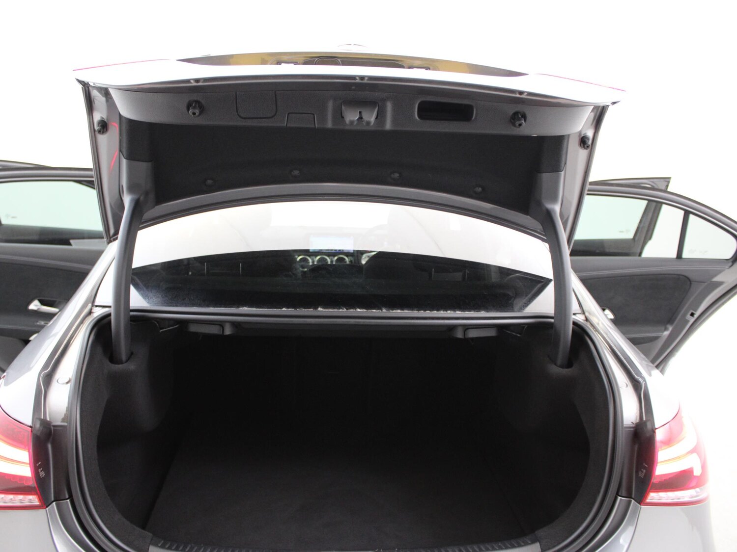 Used Mercedes-Benz A-Class 2021 for sale - 77943889: Photo 44