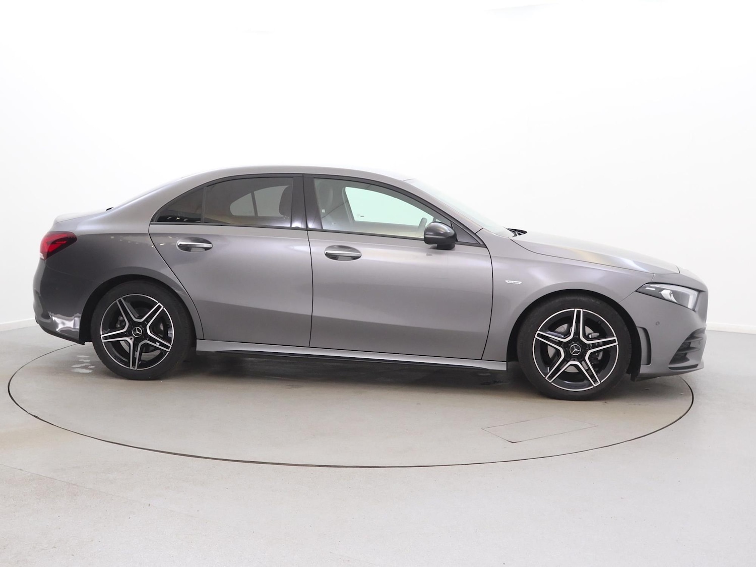 Used Mercedes-Benz A-Class 2021 for sale - 77943889: Photo 8