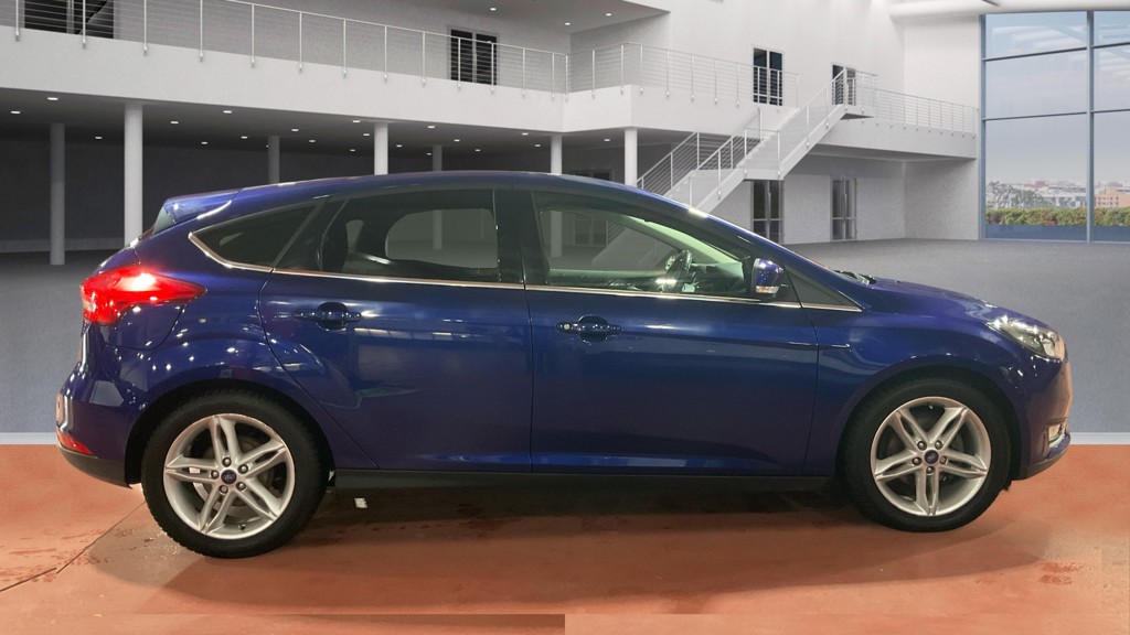 Used Ford Focus 2017 for sale - 77164590: Photo 5