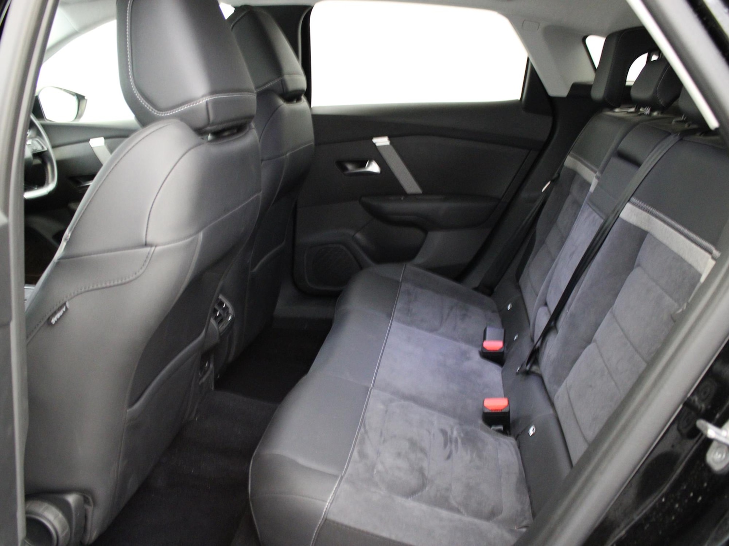 Used Citroen C4 2023 for sale - 75541746: Photo 10