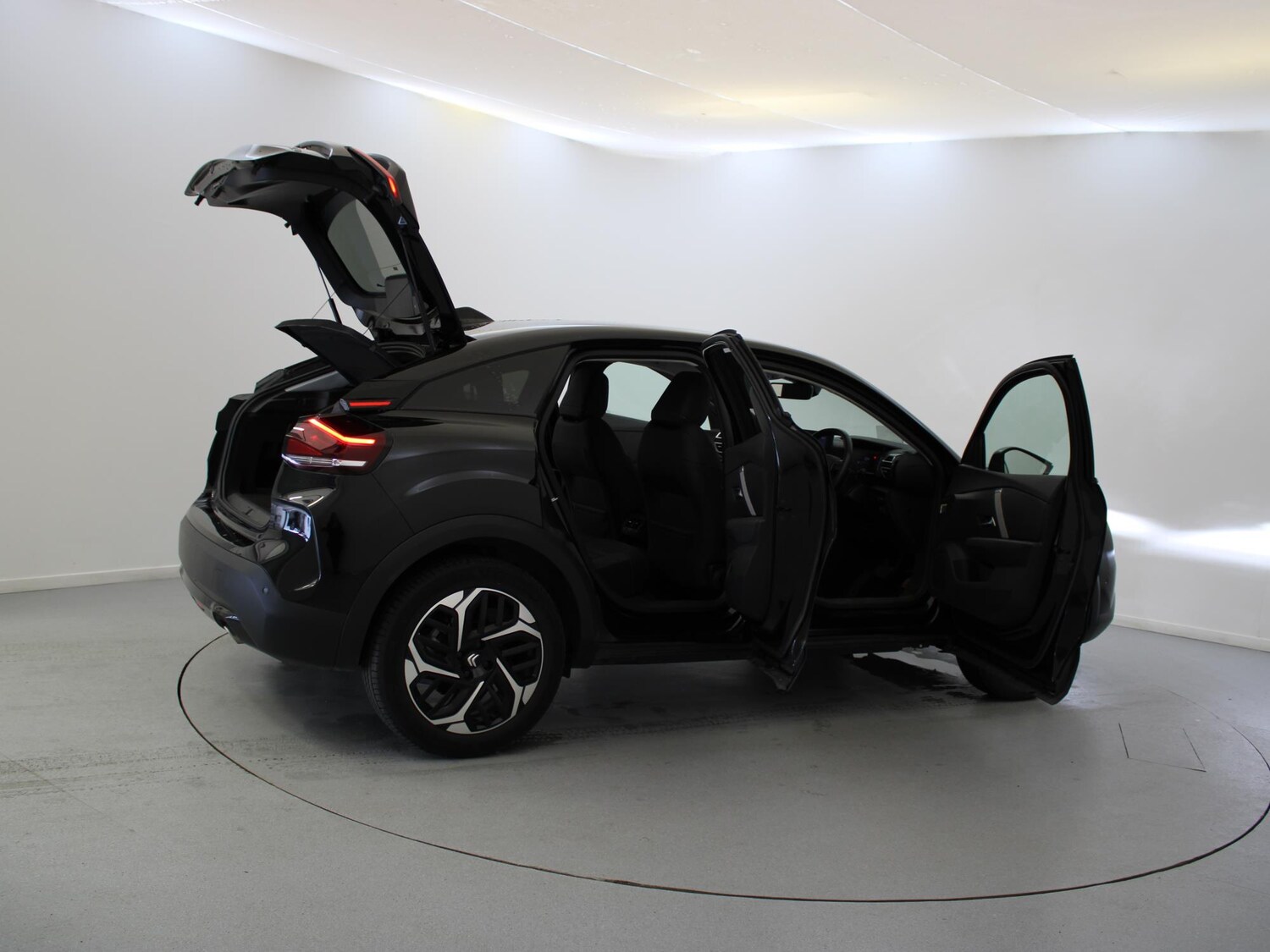 Used Citroen C4 2023 for sale - 75541746: Photo 37