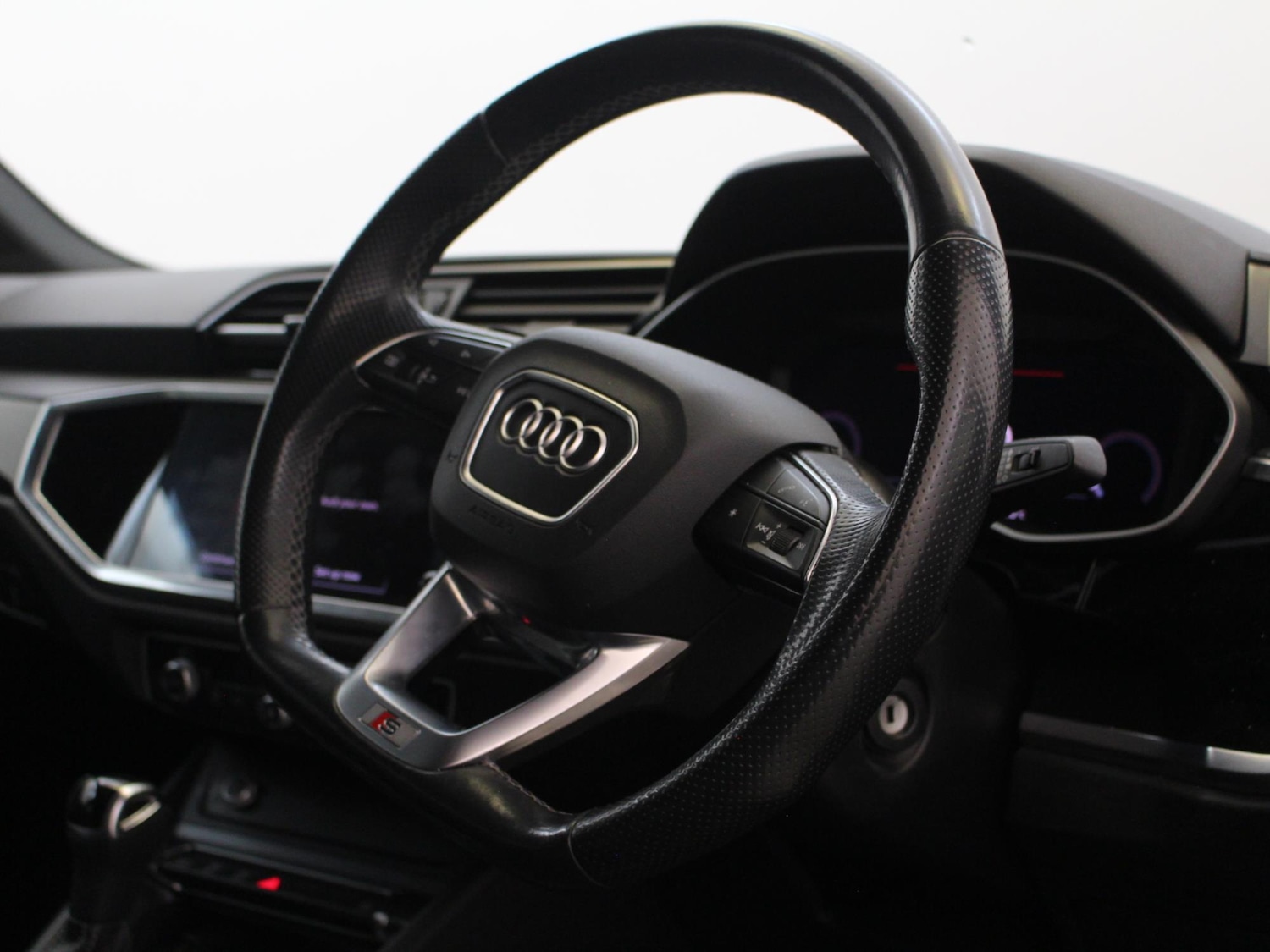 Used Audi Q3 2021 for sale - 76442651: Photo 12