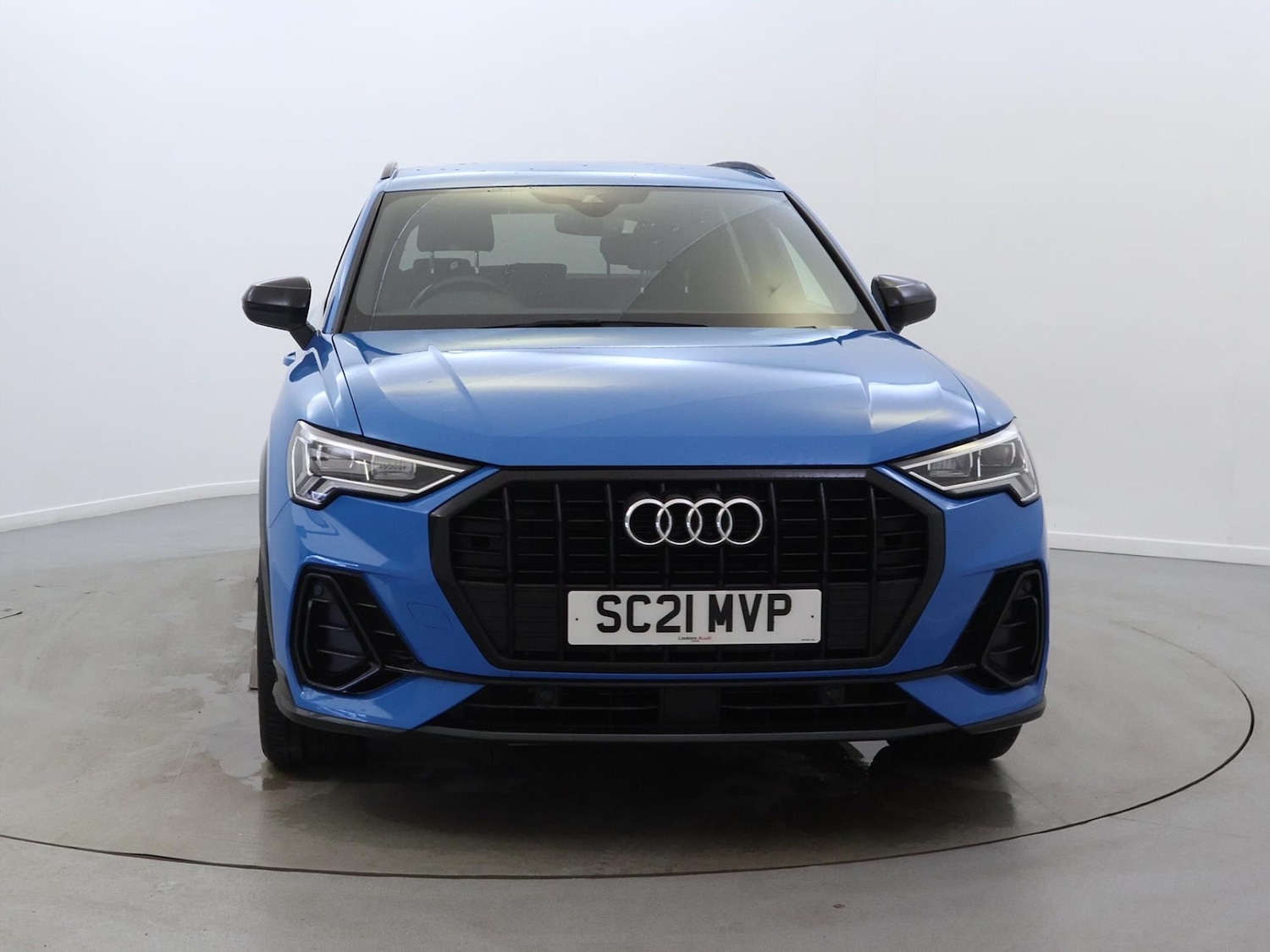Used Audi Q3 2021 for sale - 76442651: Photo 2