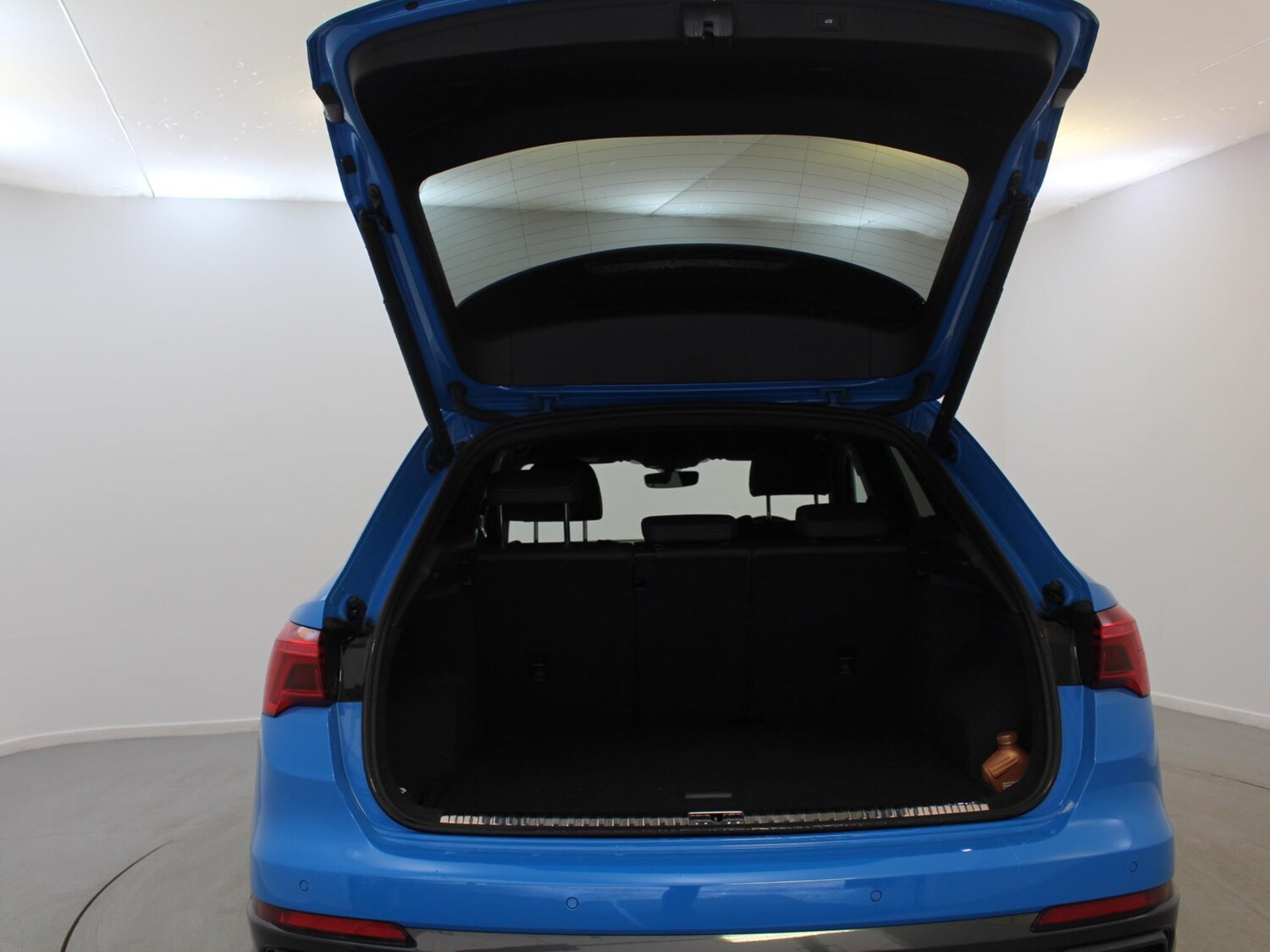 Used Audi Q3 2021 for sale - 76442651: Photo 31