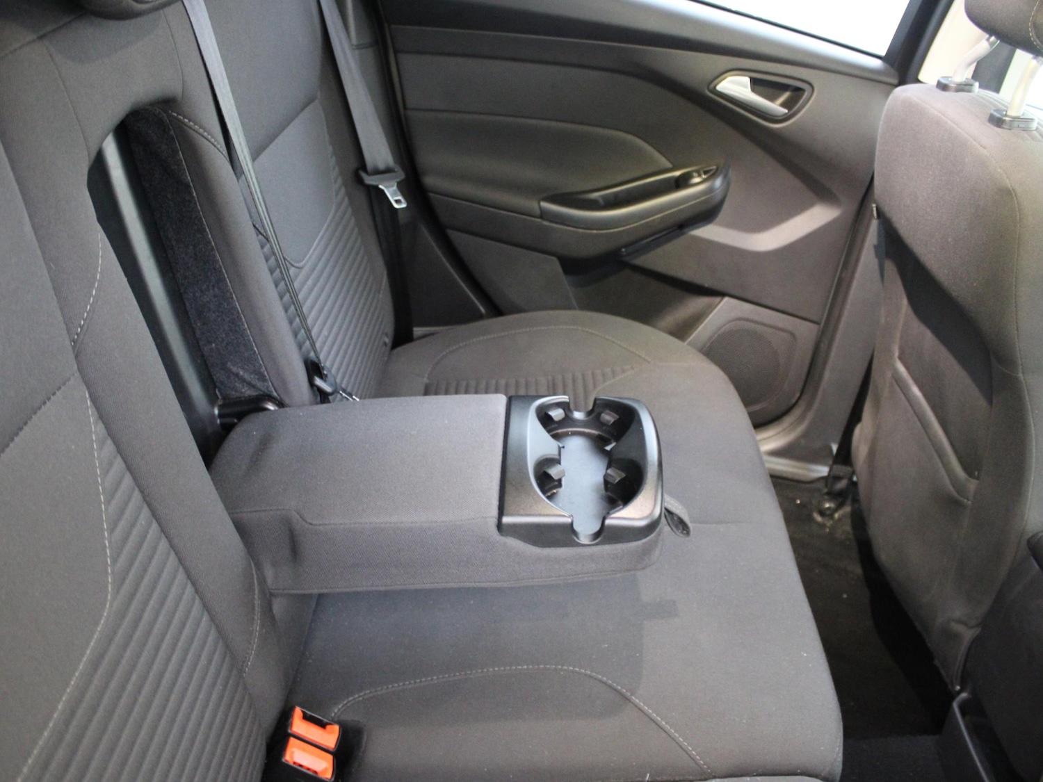 Used Ford Focus 2017 for sale - 76442660: Photo 11