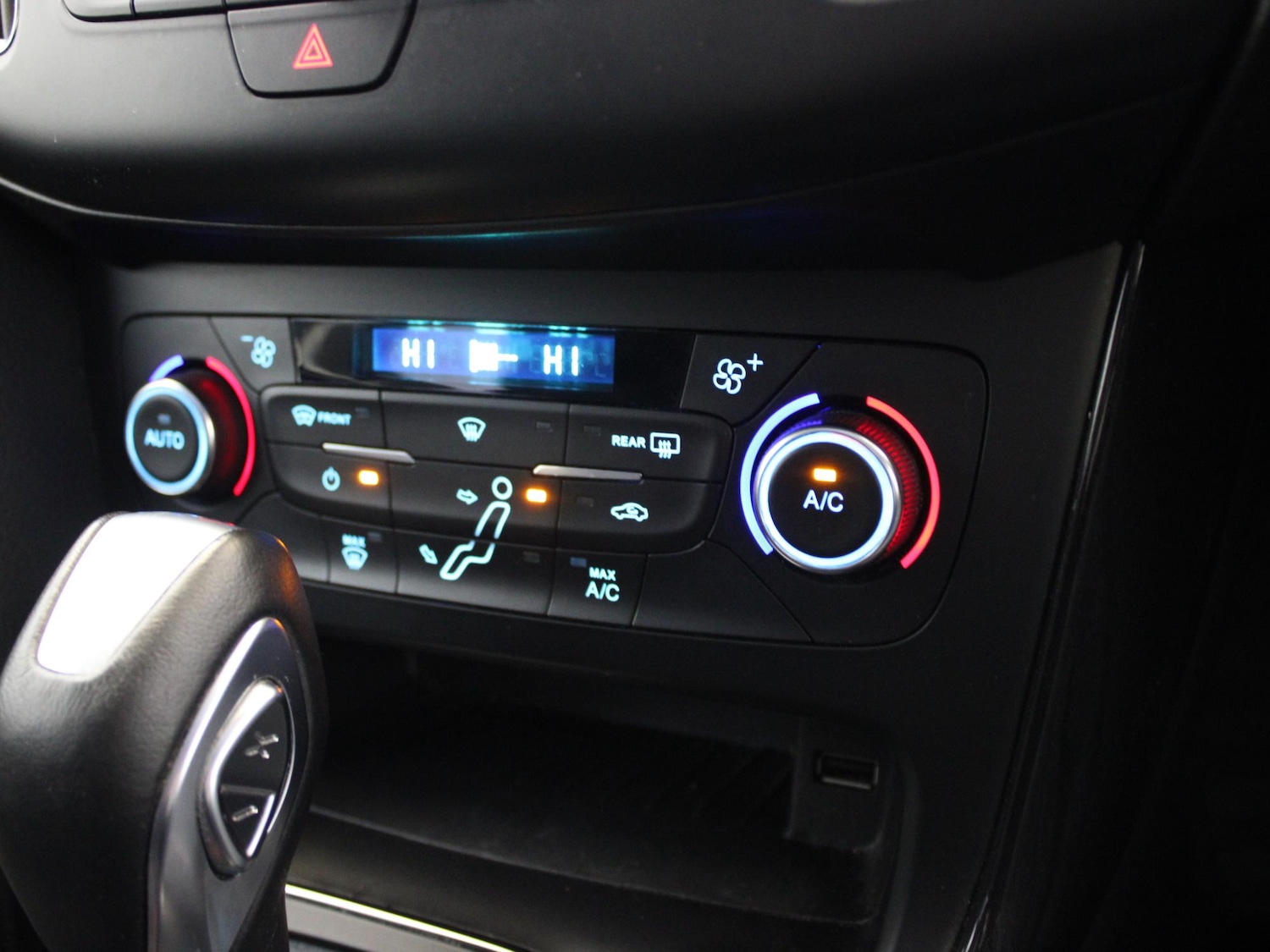 Used Ford Focus 2017 for sale - 76442660: Photo 23