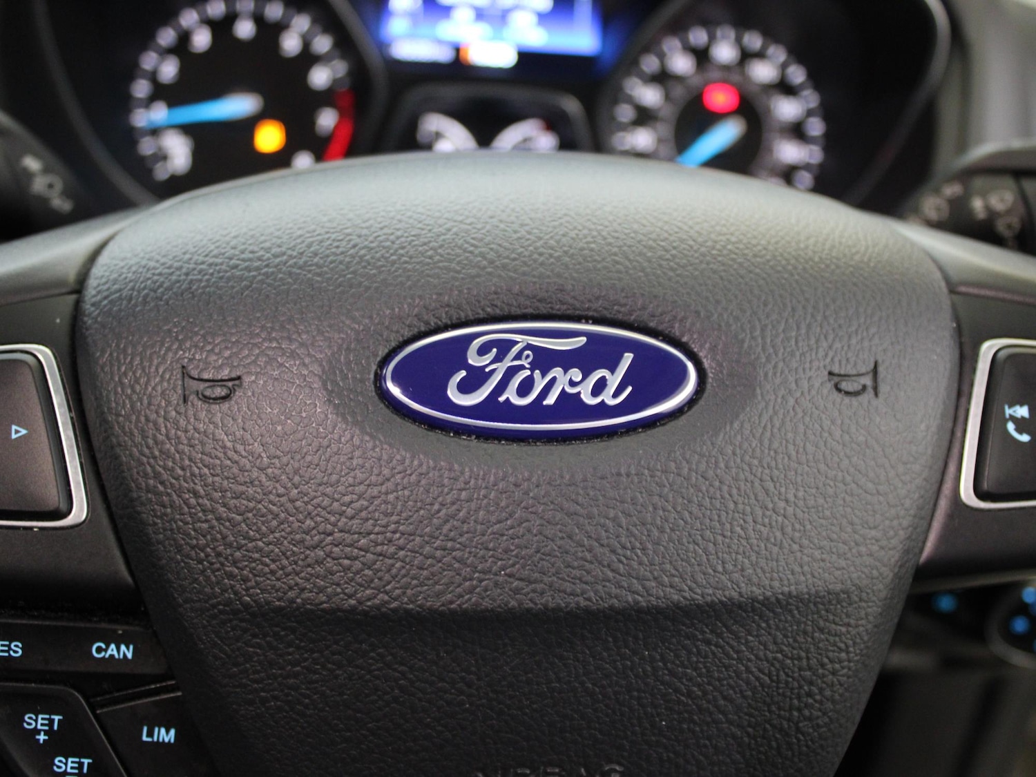 Used Ford Focus 2017 for sale - 76442660: Photo 26