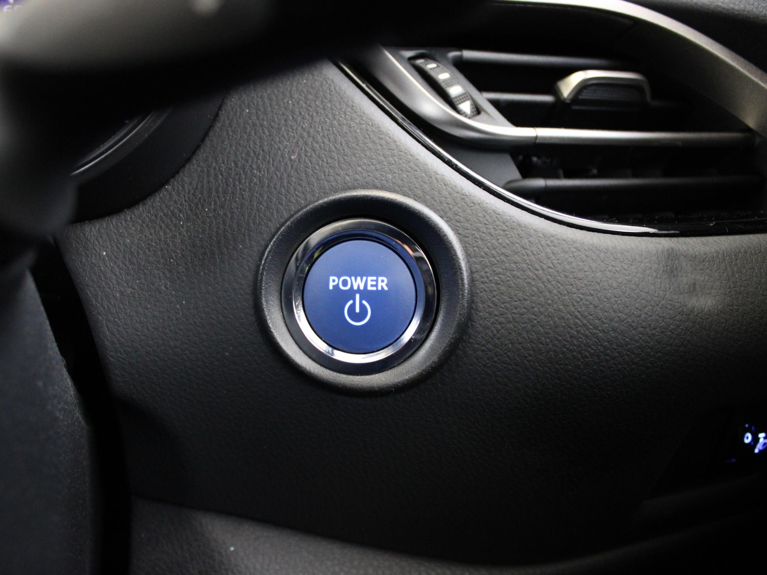 Used Toyota C-HR 2022 for sale - 76243695: Photo 16