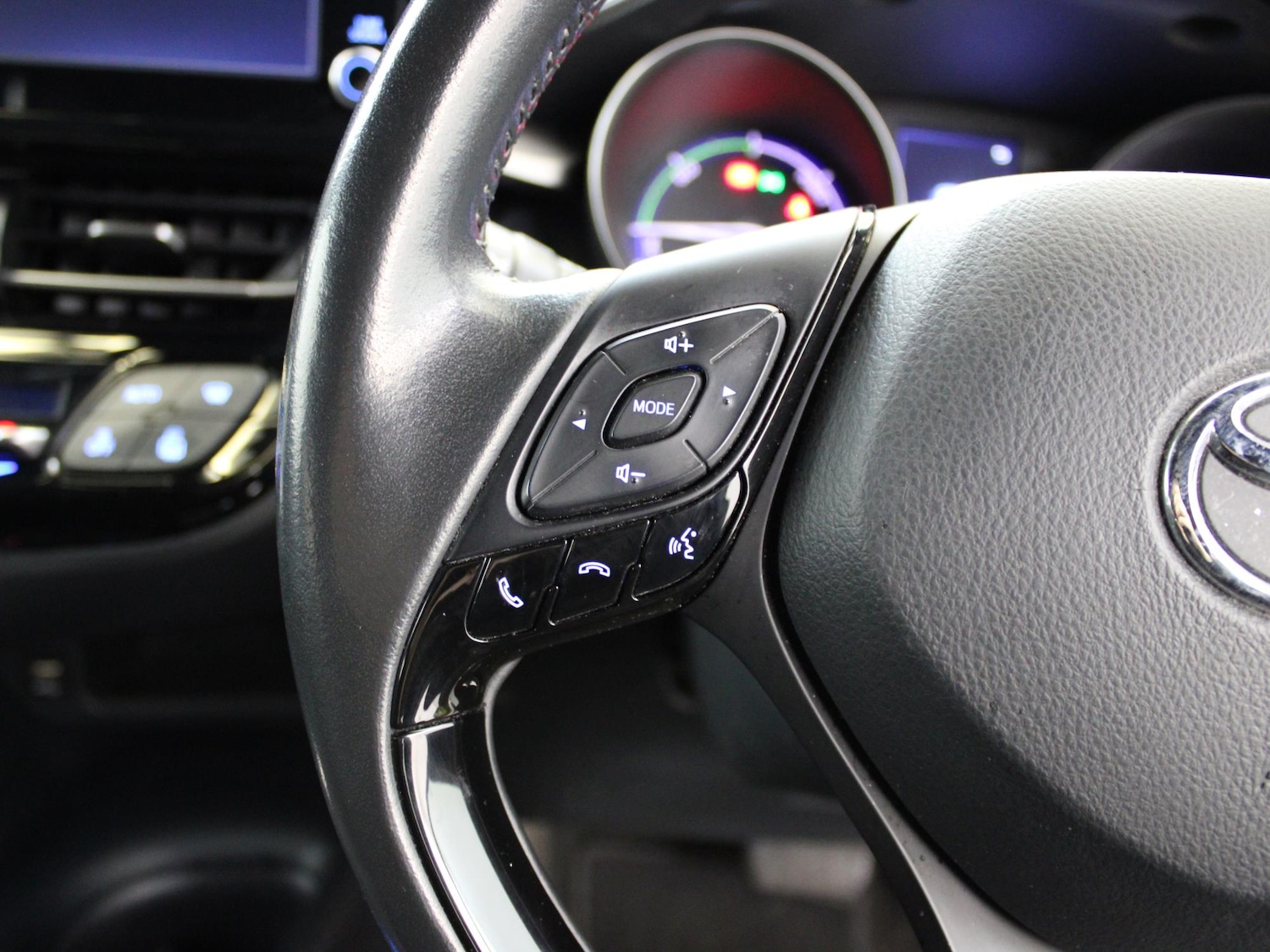 Used Toyota C-HR 2022 for sale - 76243695: Photo 28