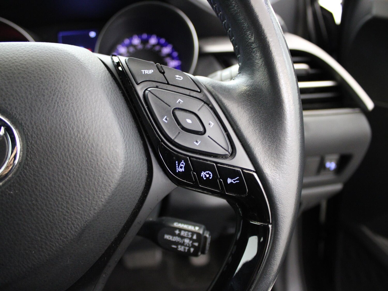 Used Toyota C-HR 2022 for sale - 76243695: Photo 29