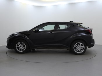 Used Toyota C-HR 2022 for sale - 76243695: Photo