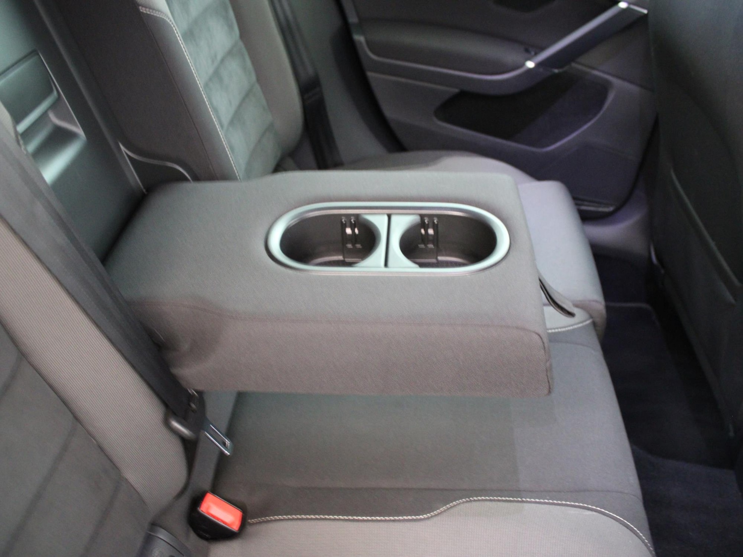 Used Volkswagen Golf 2016 for sale - 76503048: Photo 14