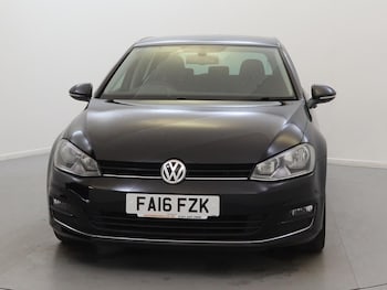 Used Volkswagen Golf 2016 for sale - 76503048: Photo