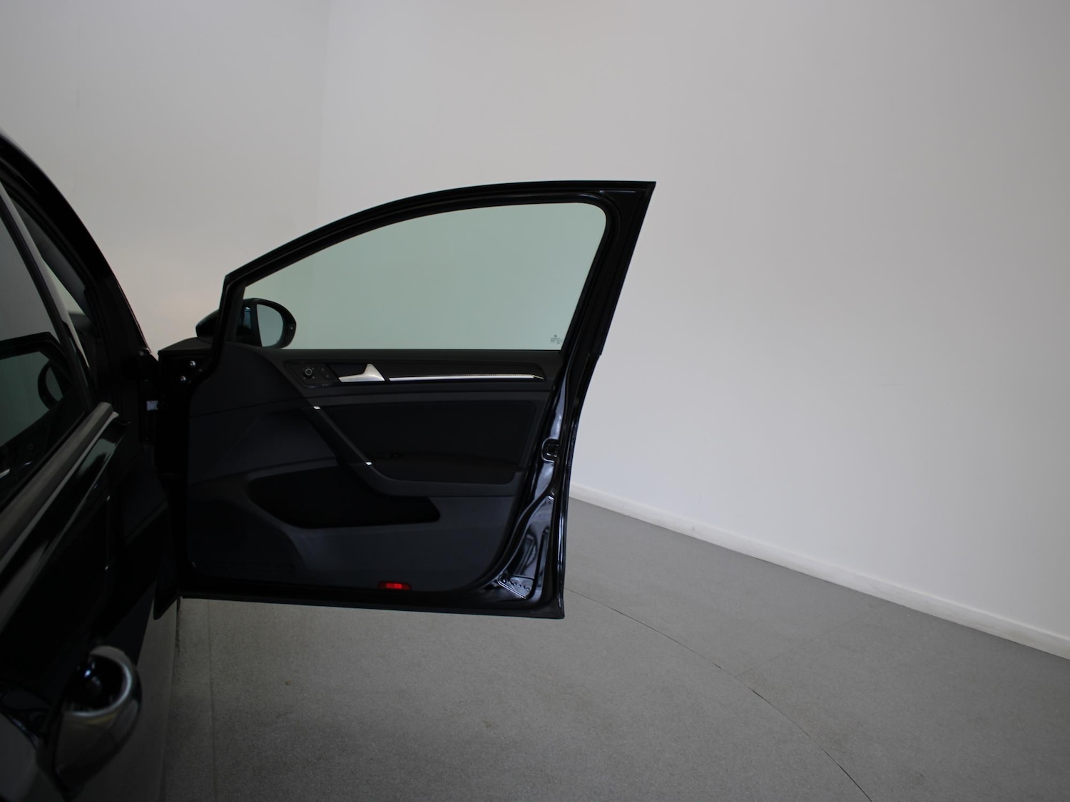 Used Volkswagen Golf 2016 for sale - 76503048: Photo 34