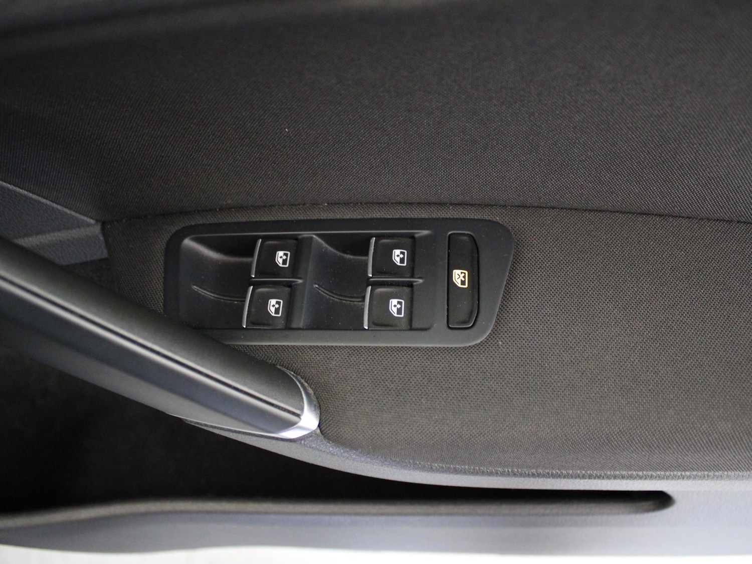 Used Volkswagen Golf 2016 for sale - 76503048: Photo 36